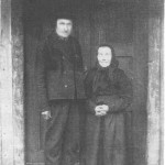 Marit og Per giftet seg i 1863 og gikk straks igang med å bygge og rydde husmannsplassen, som senere ble bruket Rønsbergsgjardet.