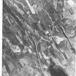 Flyfoto over Slindene i Vikvarvet. Bildet er tatt først på sekstitallet med Låen nederst til venstre.
