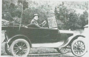Magnus Langseth i den nye forden sin, modell 1929.